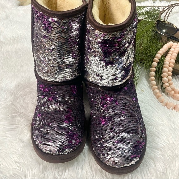 Ugg Australia fuschia pink silver reversible sequin boots size 8 - Picture 12 of 12